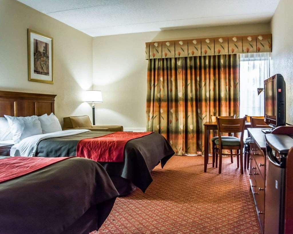 Baymont By Wyndham Bonita Springs Hotel Bilik gambar